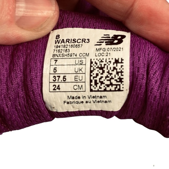 EUC New Balance Women’s Fresh Foam Arishi V3 Knit Running Sneaker Sz 7 - violet - Picture 7 of 10